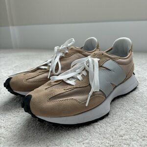 Men’s New Balance 327 Size 11